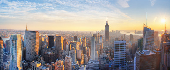 Acrylglasbilder Skyline Empire State Building im Sonnenuntergang  © conceptualmotion