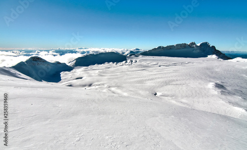 Photography Large snowfield in the crater of Mt. Ruapehu in New Zealand.