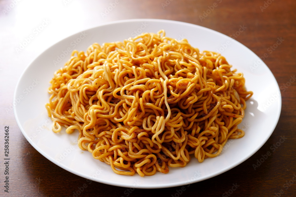 インスタント焼きそば インスタント焼きそば