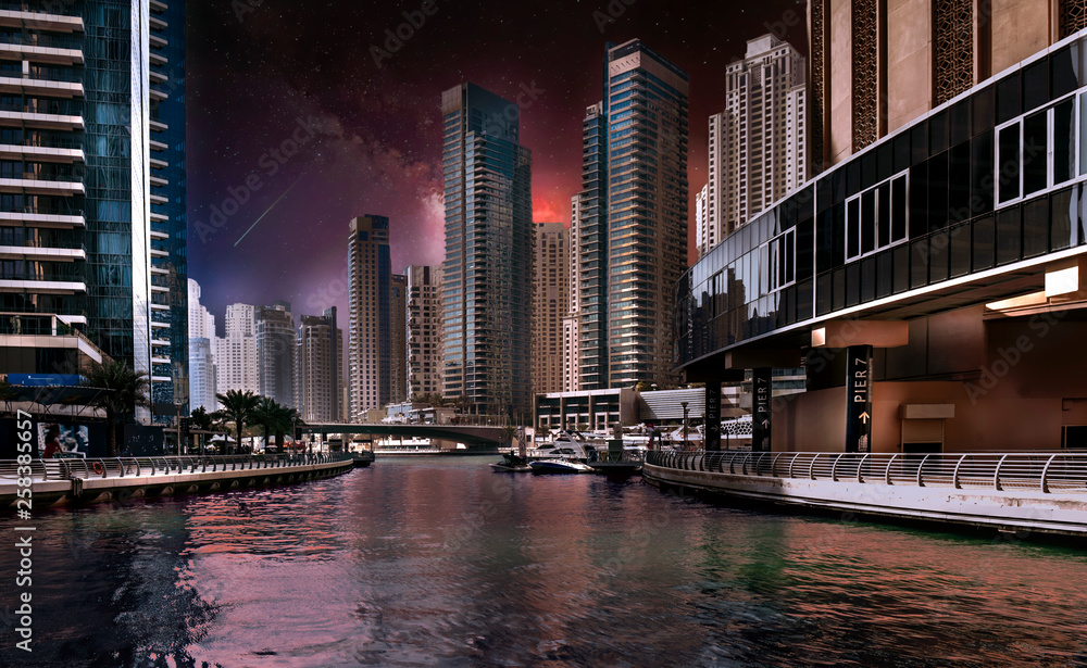 Obraz premium Dubai city, Pier 7