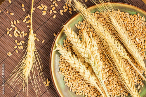 Foto Reap of durum wheat from different varieties