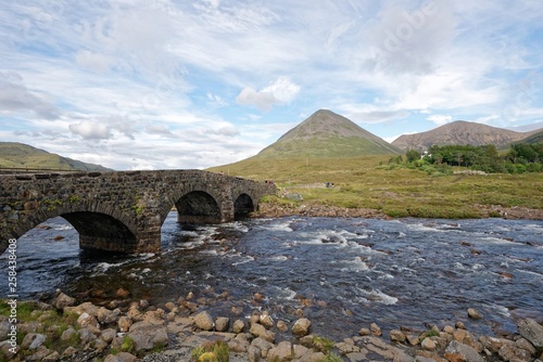 Schottland - Isle of Skye - River Sligachan photo