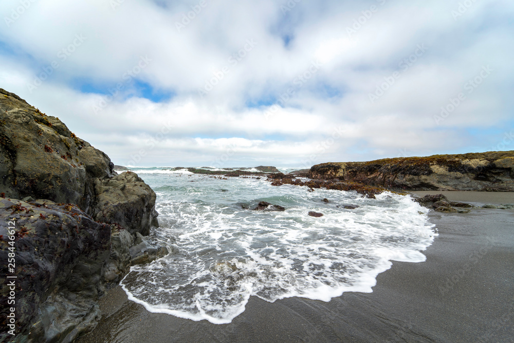 Road Trip Exploring the North Coast of California on Hwy 1 heading to Mendocino and Fort Bragg from San Francisco