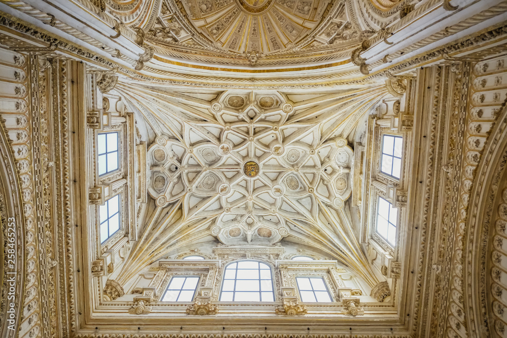 Obraz premium Cordoba, Spain. May 4, 2017 : Ceiling of Mezquita, Mosque–Cathedral of Córdoba, Andalusia.