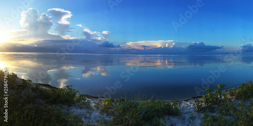 Bilde på lerret Sunset with dramatic sky on the black sea (lyman), Kinburn, Ukraine