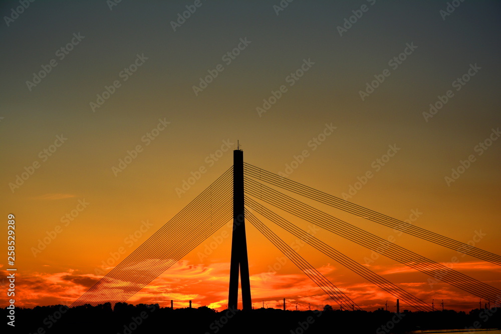 Fototapeta premium Most o zachodzie