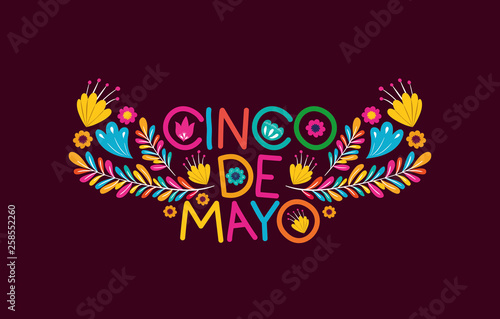 cinco de mayo card with floral decoration