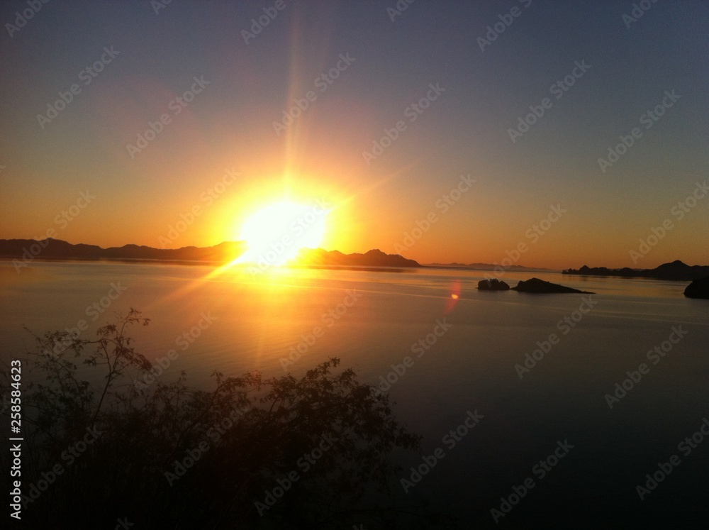 Naklejka premium Amanecer