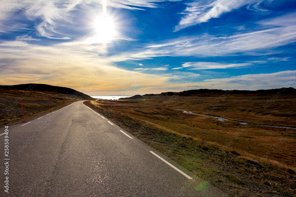 Naklejka premium Hauptstraße in Norwegen
