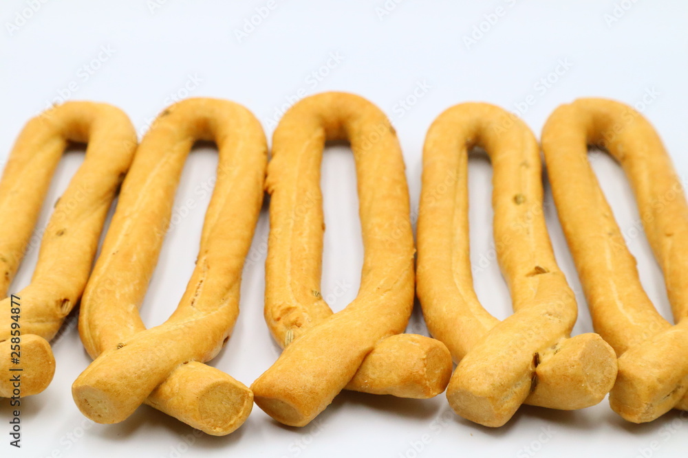 TARALLI, Traditional Italian Pretzels TARALLI, Traditional Italian Pretzels