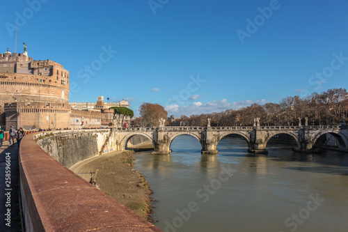 Weekend in Rome. The bridge over the Tiber © Ekaterina