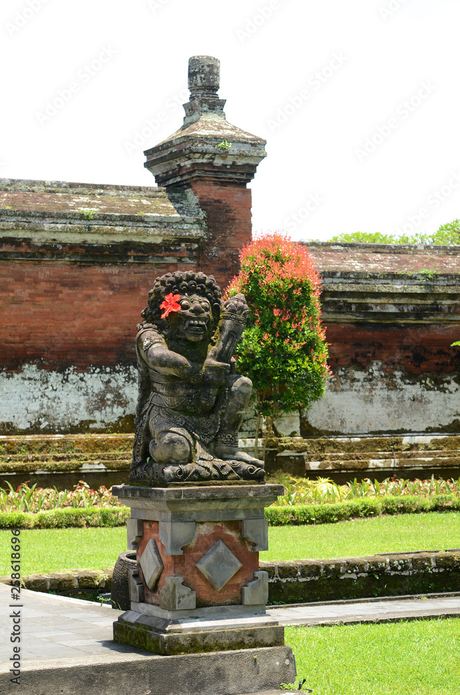Obraz premium Statue in Pura Taman Ayun