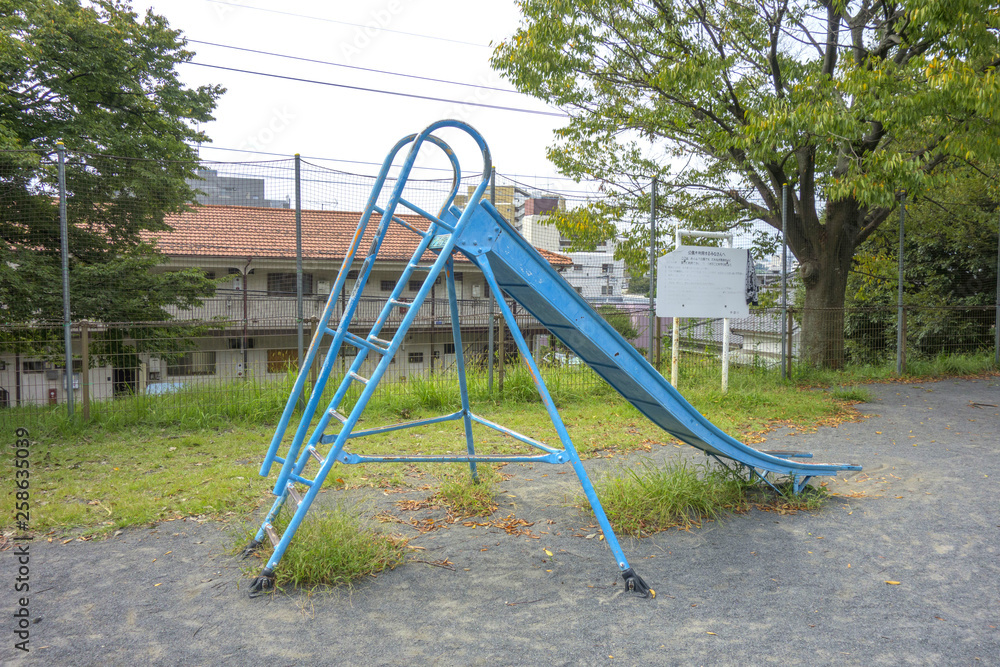 Fototapeta premium 公園の遊具