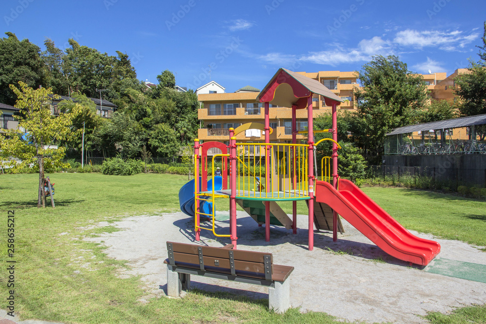 公園の遊具