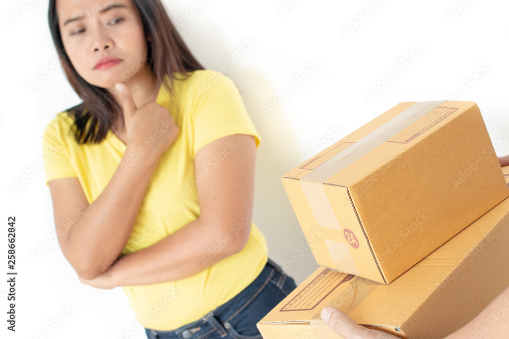 Women refuse to accept parcels. Women refuse to accept parcels.