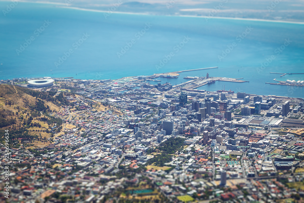 Fototapeta premium Cape Town downtown view from the top of Table Mountain