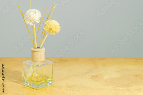 Wallpaper Mural perfume bottle background Torontodigital.ca