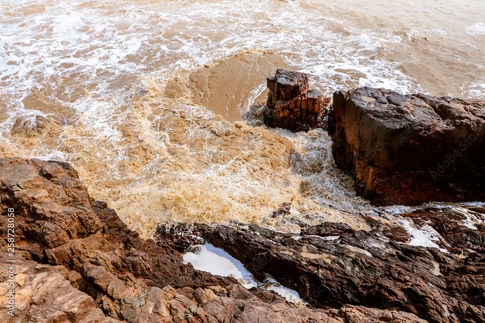 Fototapeta premium Tumbled waves by the sea