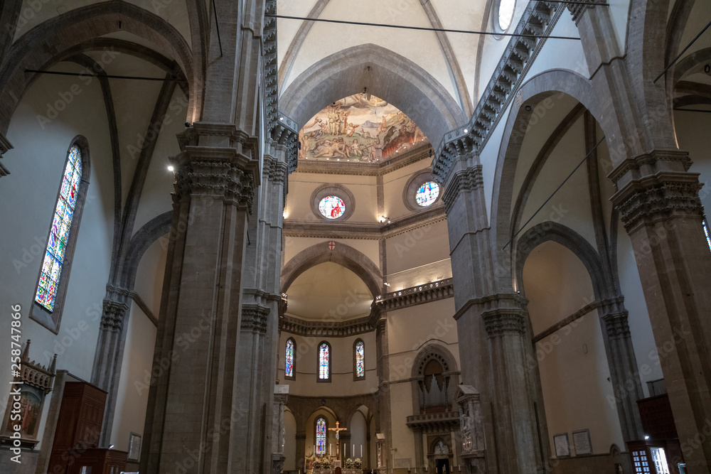 Panoramic view of interior of Cattedrale di Santa Maria del Fiore