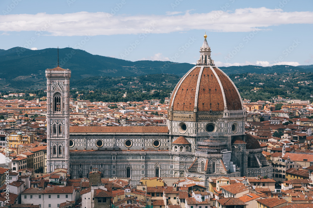 Fototapeta premium Aerial panoramic view of Florence city and Cattedrale di Santa Maria del Fiore