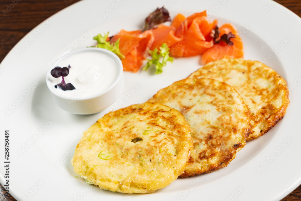 potato pancakes with smoked salmon and sour cream potato pancakes with smoked salmon and sour cream