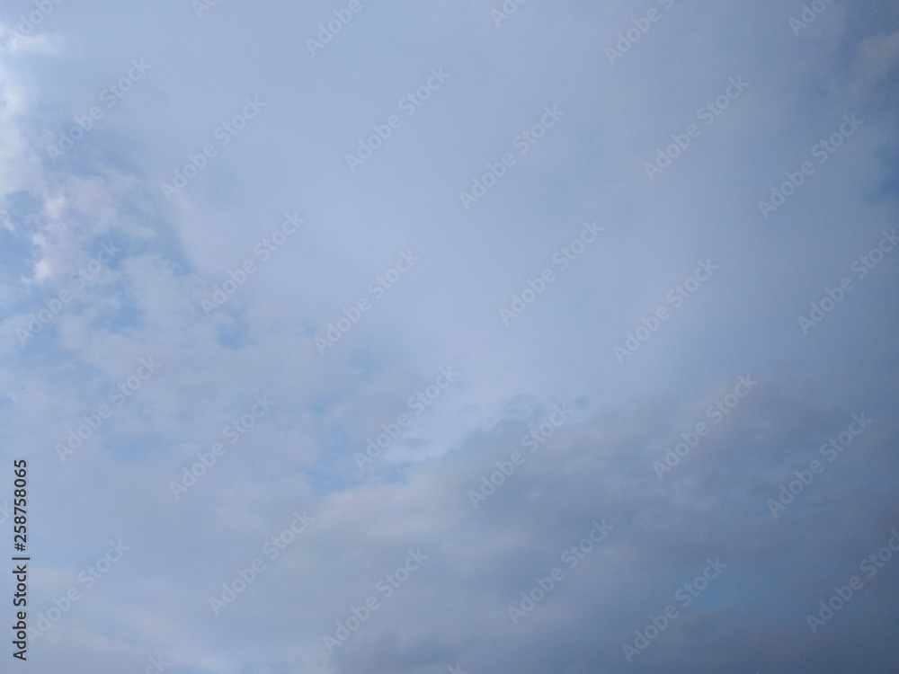 Fototapeta premium White soft cloud texture on blue sky background