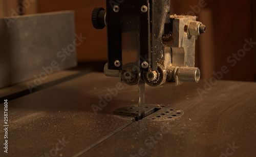 Band Saw Blade High Angle