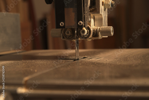 Band Saw Blade Low Angle