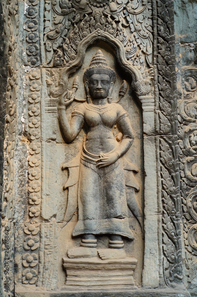 statue in temple