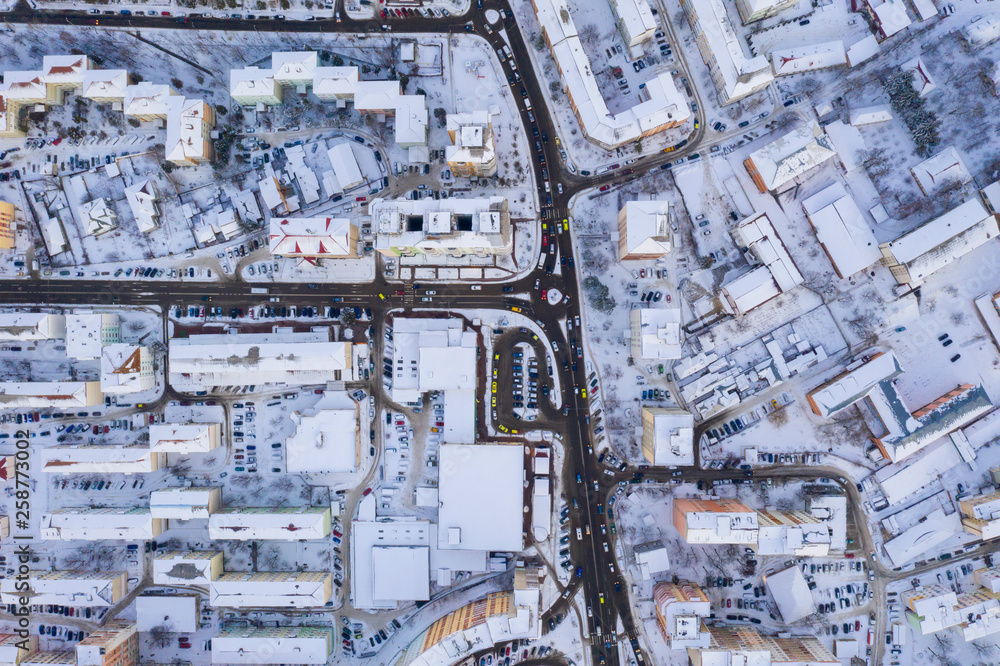 Above view of traffic in winter