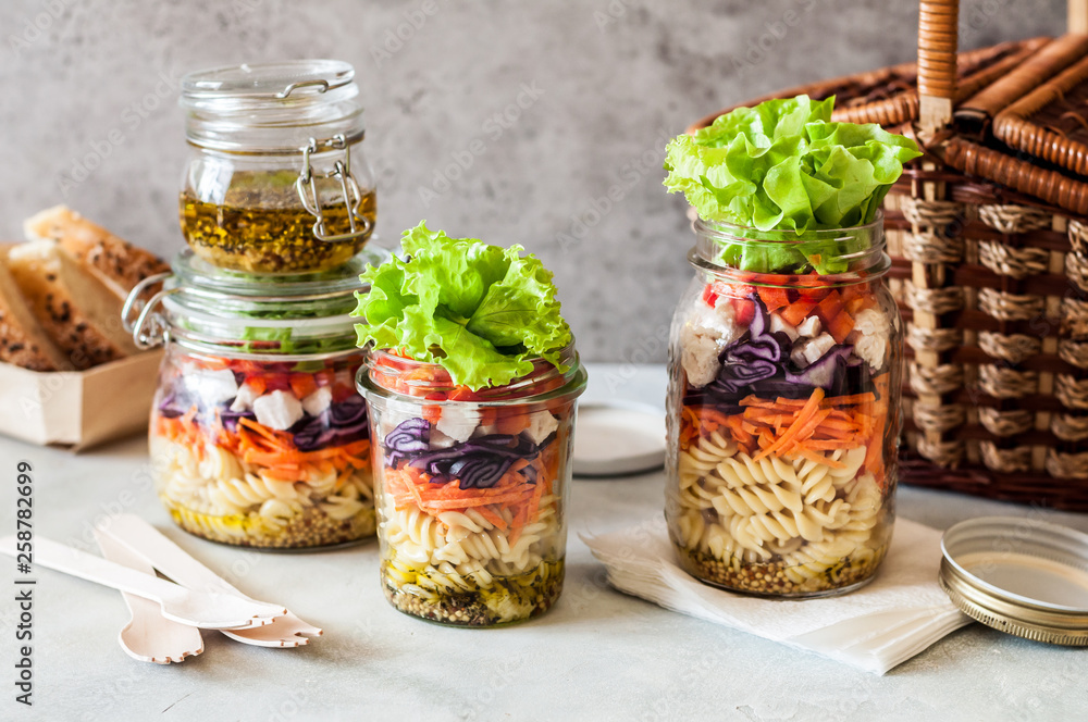 Pasta Salad in a Jar Pasta Salad in a Jar