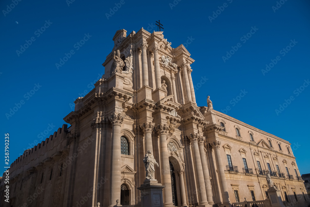 The Cathedral of Syracuse (Duomo di Siracusa), a UNESCO World Heritage Site  on Ortygia Island, Syracuse (Siracusa), Sicily, Italy. Originally a Doric Greek temple dedicated to Athena