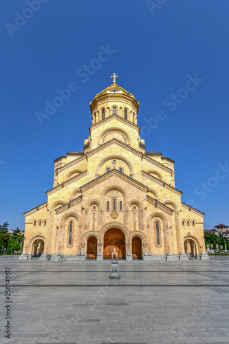 Holy Trinity Cathedral - Tbilisi, Georgia © demerzel21