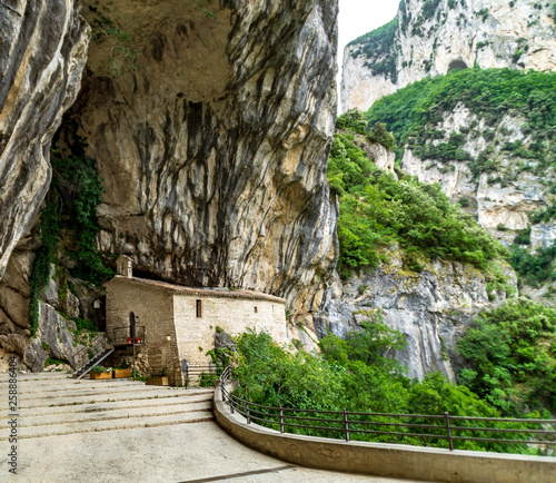 Eremo di S. Maria Infra Saxa nella rocciaa Genga photo