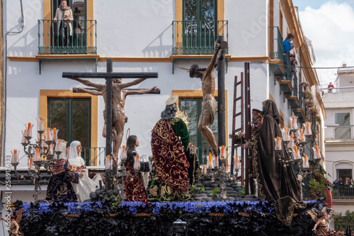procesión de la hermandad de la carretería, semana santa de Sevilla © Antonio ciero