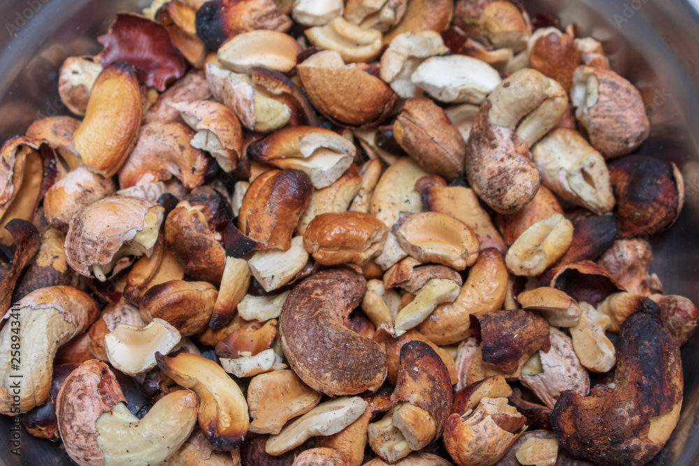 Roasted cashew nuts Roasted cashew nuts