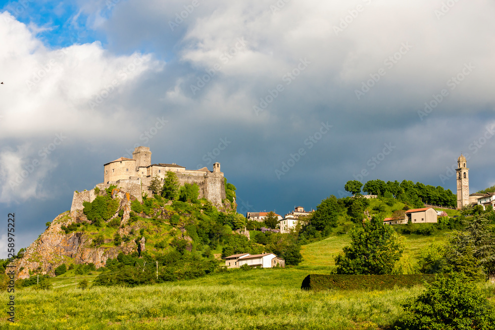 Bardi castle, Italy Bardi castle, Italy