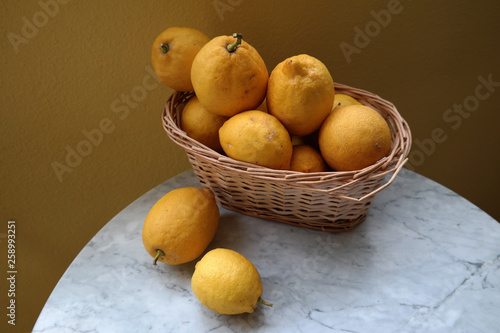 Limoni