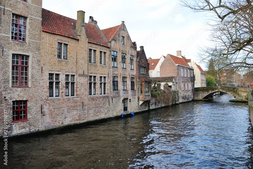 View of the Groenerei canal and the medieval houses in Brugge (Bruges), Belgium