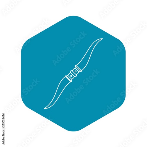Steel throwing knife icon. Outline illustration of steel throwing knife vector icon for web