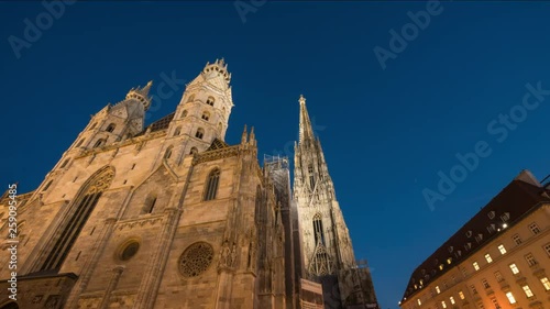 Hyperlapse / Moving timelapse of Stephansdom with day to night transition