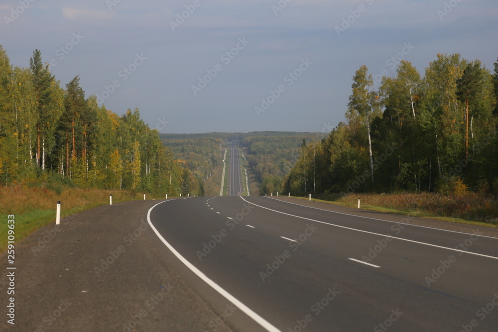 Naklejka premium road in the mountains
