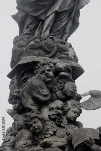Φωτογραφία host of babies