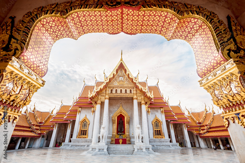 Fototapeta premium Unseen thailand, morning at Wat Benchamabophit Dusitvanaram,