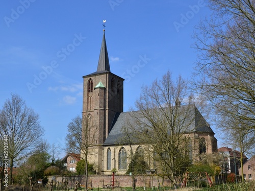 St. Peter, Kirche in Brüggen-Born