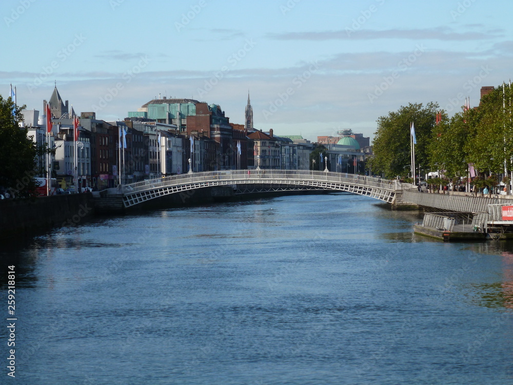 Obraz premium Half Penny Bridge