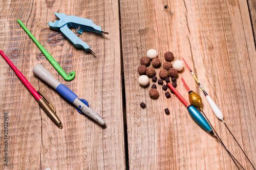 Fishing floats. Boilies and pellets for bait. Fishing on pellets.