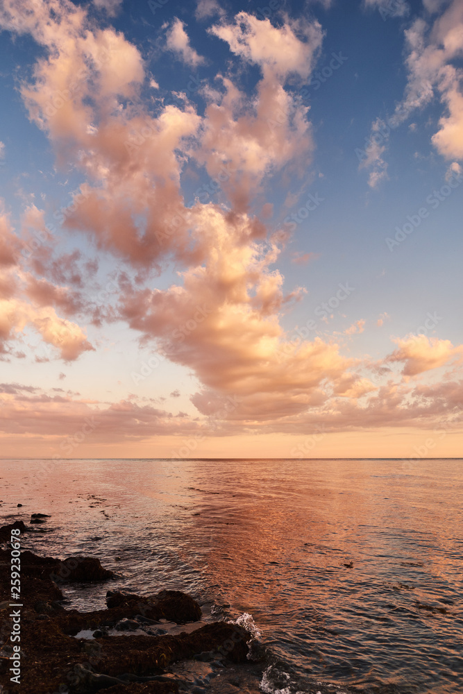Fototapeta premium sunset at the sea