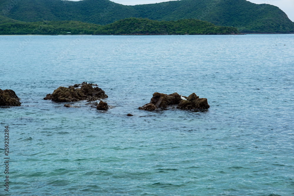 Fototapeta premium ROCKY SEA TROPICAL ISLANDS
