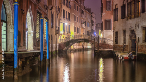 Venetian bridge © Francesco